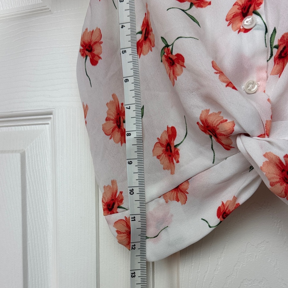 Floral Button-Front Tank Top - Picture 6 of 6